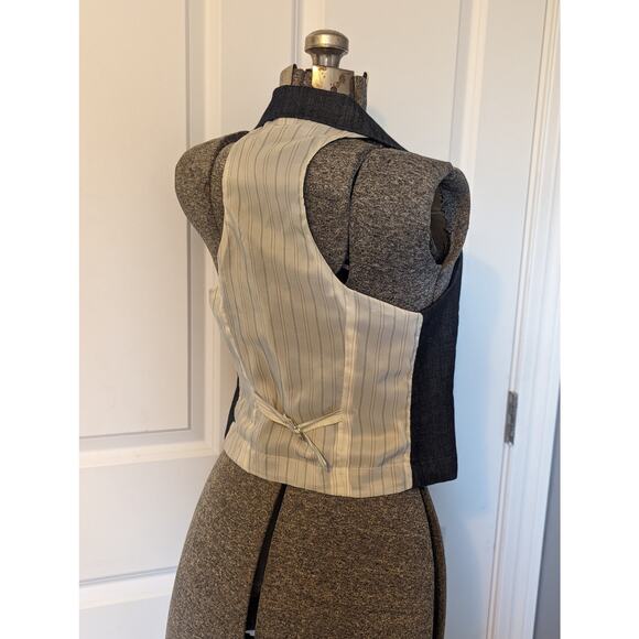 FILLMORE denim vest w pinstriped back/buckle.  Size Medium. Vintage - Picture 10 of 16